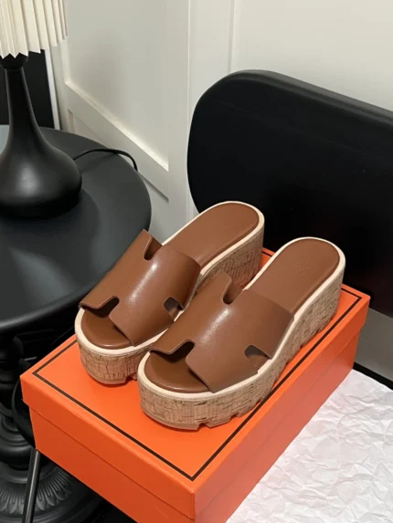 Hermès' new wedge slippers